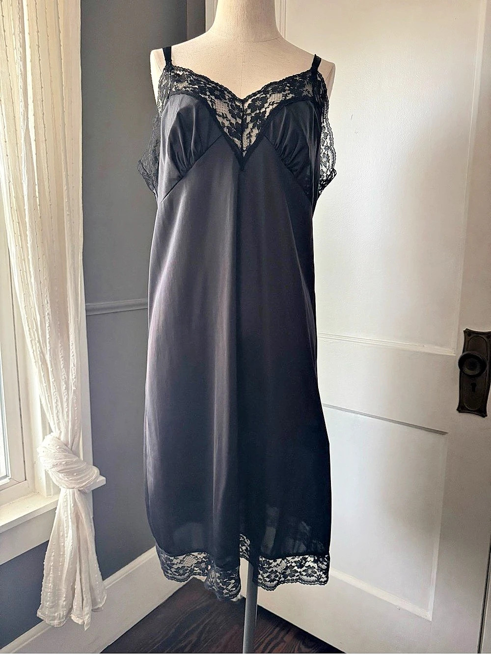 Vintage Black Lace Trim Chemise